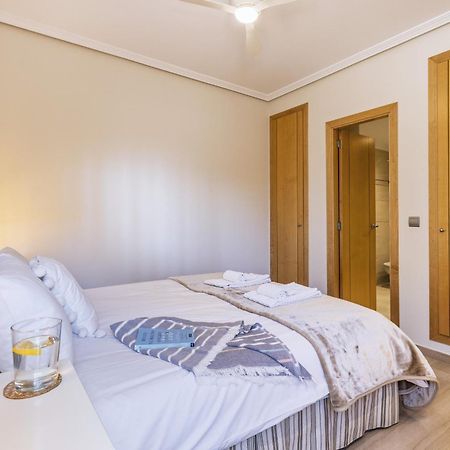 Kanaloa Javea Luaran gambar