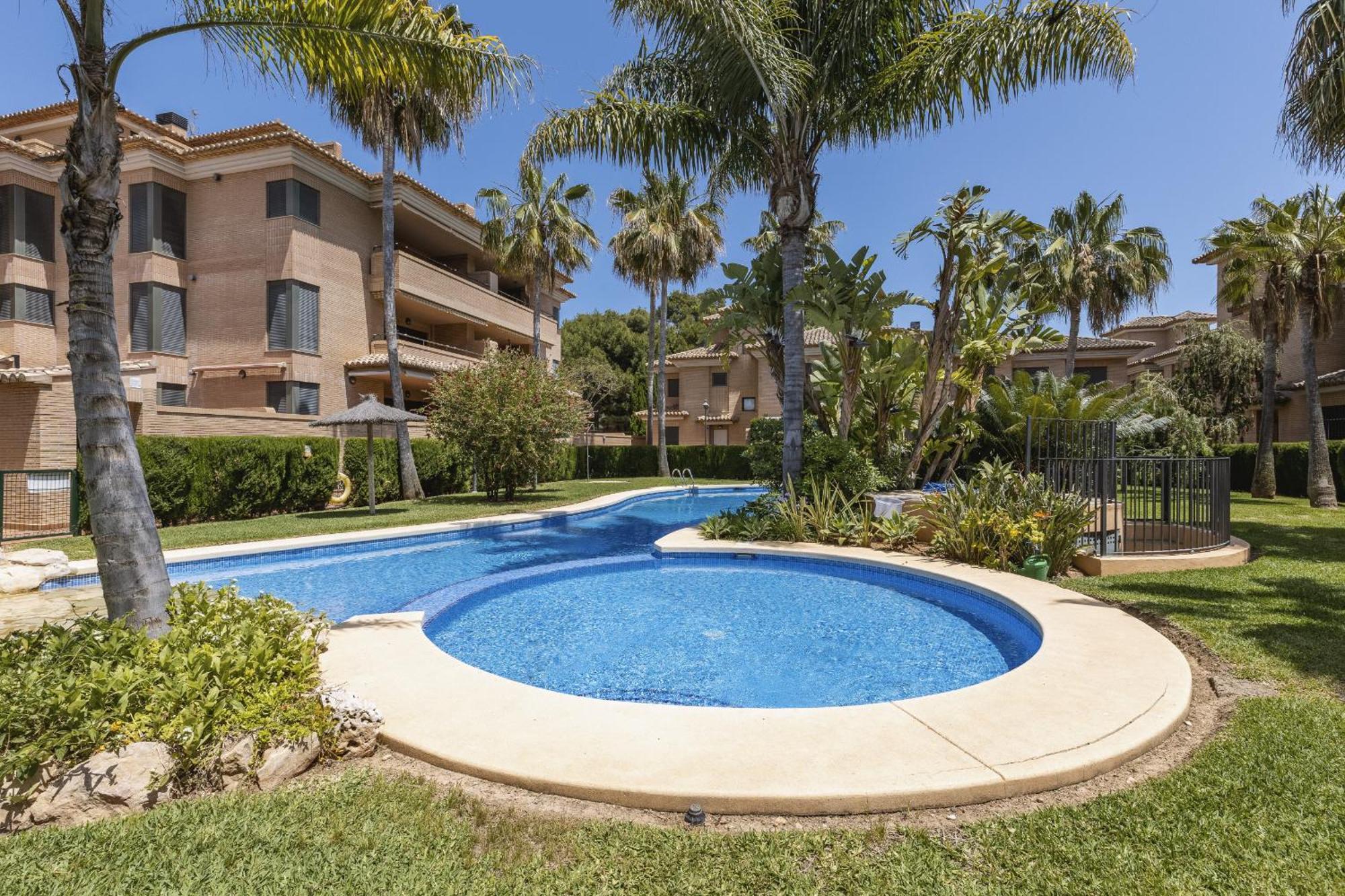 Kanaloa Javea Luaran gambar